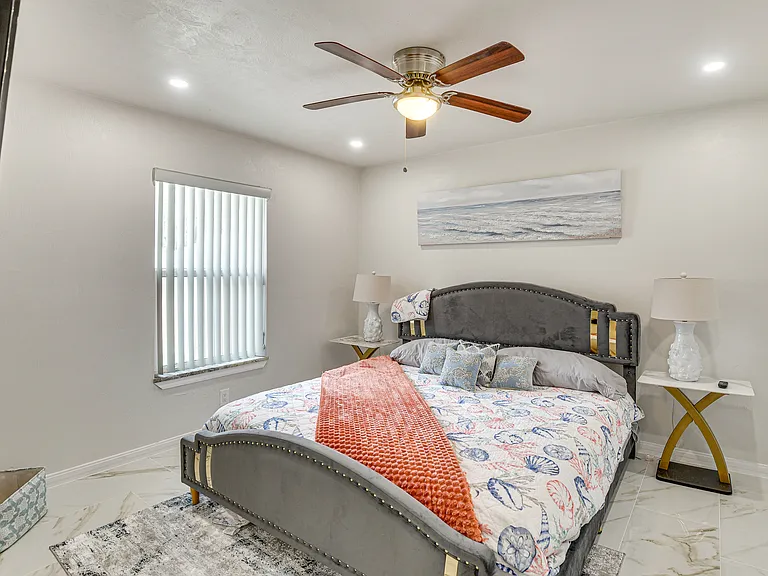 572 Magnolia Ave — Photo 5