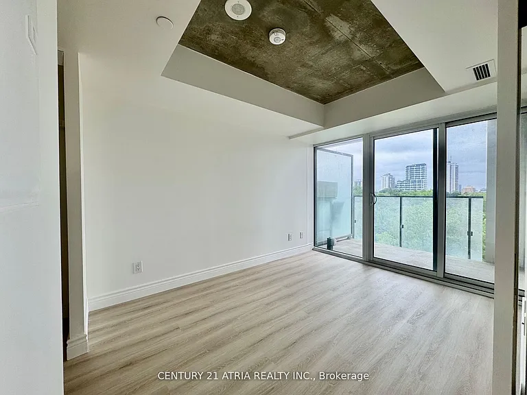 8 Hillsdale Ave E #731 — Photo 9