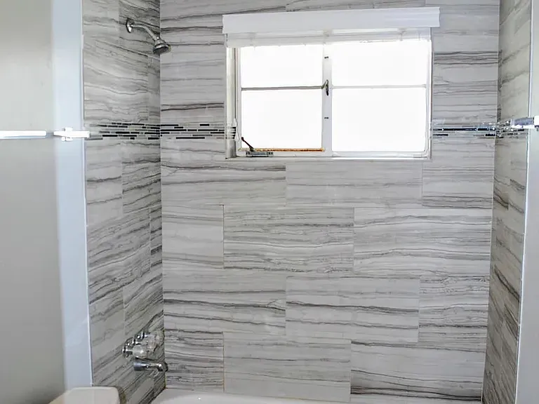 2743 N Tyndall Ave — Photo 13