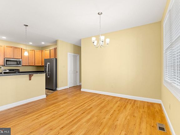 5th image of 1029 Sun Poppy Ct