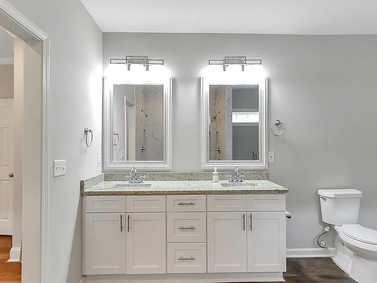 1378 Lakewood Ave SE — Photo 14