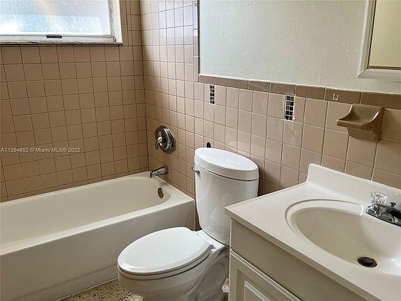 5th image of 3715 SW 91st Ave #3715