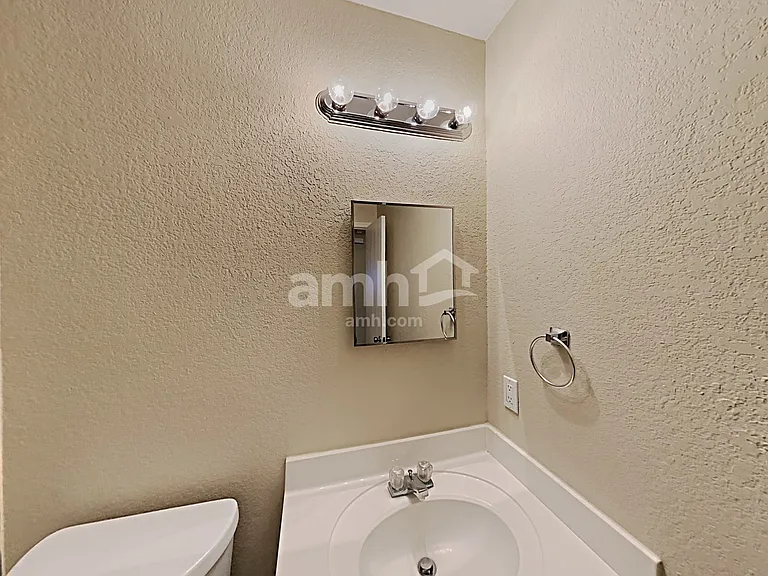10339 Manor Crk — Photo 14