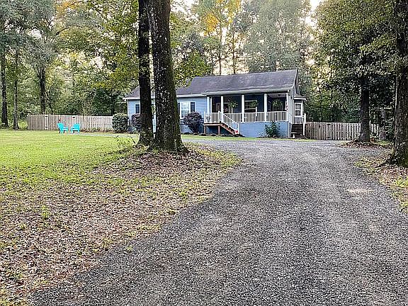 5th image of 110 Williamsburg Way