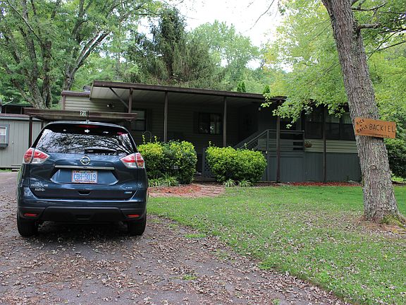 2nd image of 23 Outer Park Dr