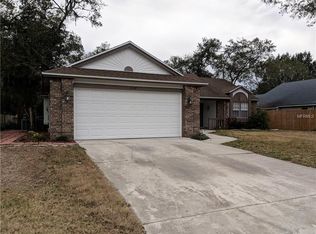 3328 Silverpond Dr, Plant City, FL 33566