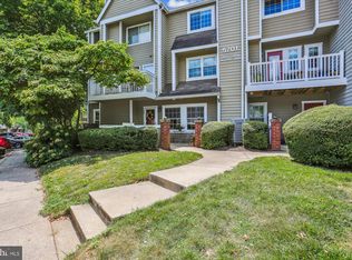 5701 Chapman Mill Dr APT 160, North Bethesda, MD 20852
