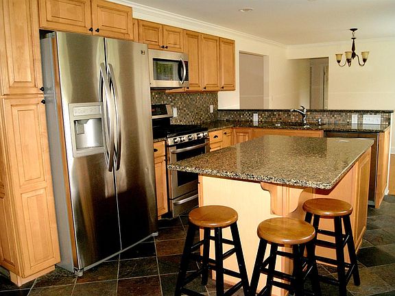 3rd image of 1151 Willowwood Dr