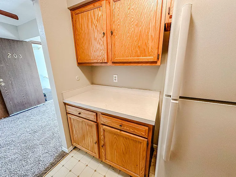 6730 Hill Ave — Photo 6