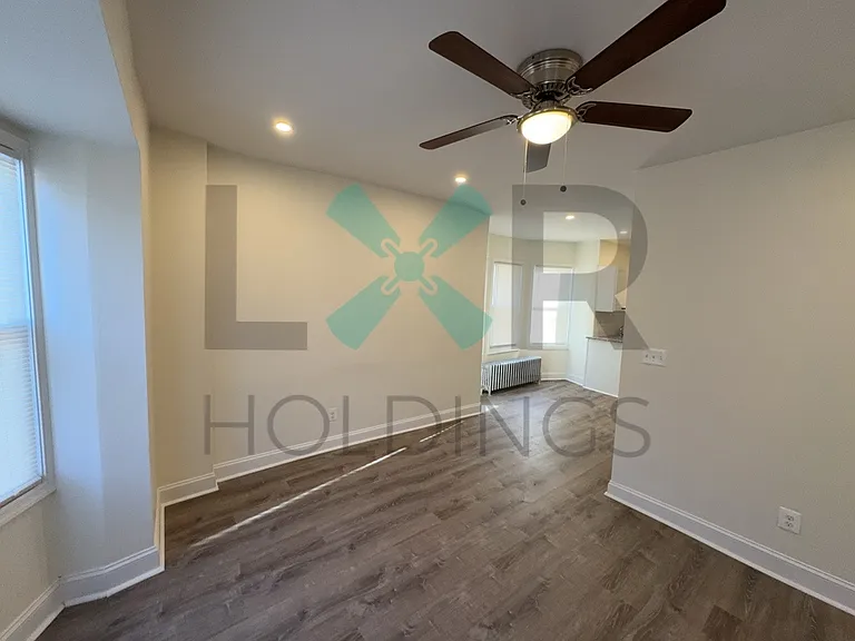 1116 Main St #2 — Photo 16