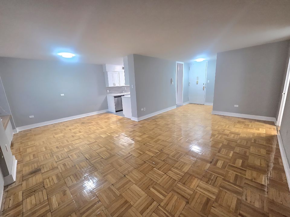 1st image of 67-00 192nd St #807