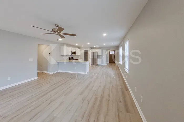 4 bed, 2.0 bath, 1775 sqft, $2,125 — Photo 4