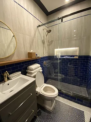 Rented by Lodger Corp | media 42