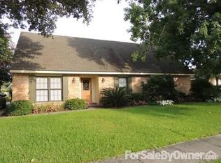 207 Aundria Dr, Lafayette, LA 70503