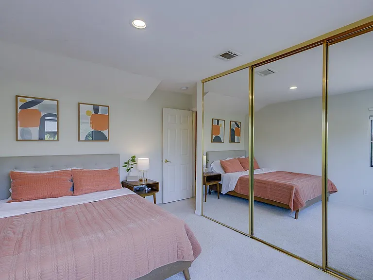 25425 Mandarin Ct — Photo 14