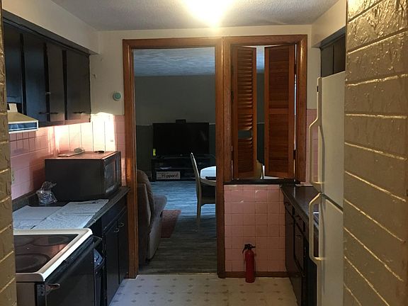 4th image of 1828 North Ave APT 1