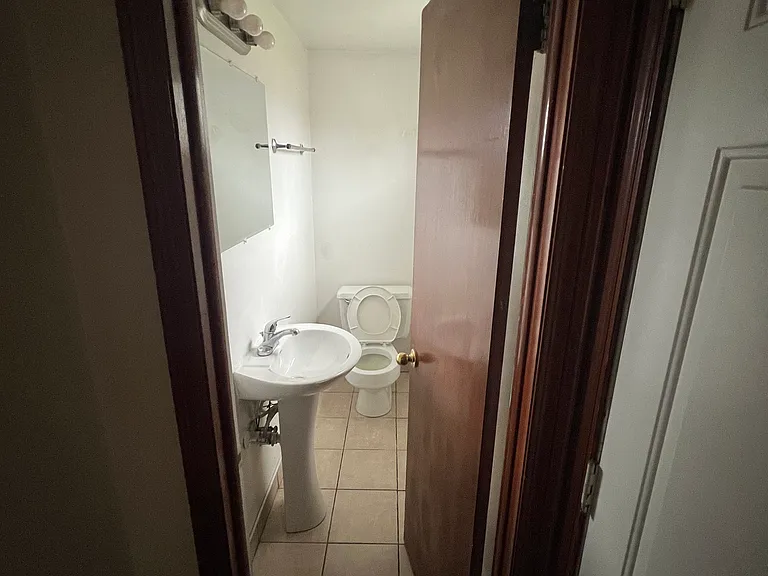 65 Fairgreen Dr #1 — Photo 10