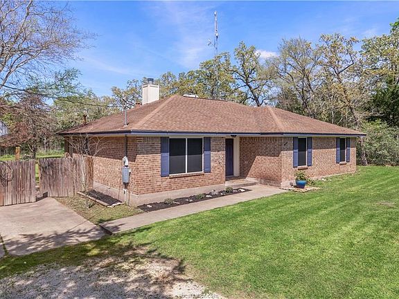 2nd image of 11268 Forest Dr
