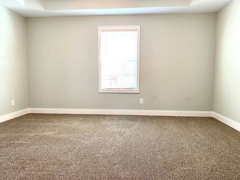 915 Sinclair Dr — Photo 18