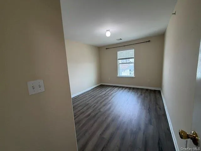 127 Beach 62nd St — Photo 6