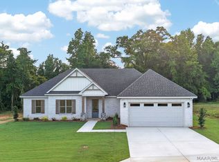 106 Della Dr, Wetumpka, AL 36093