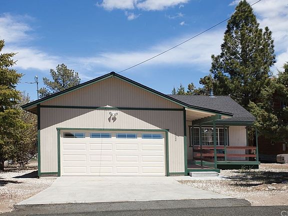 2nd image of 1040 Willow Ln