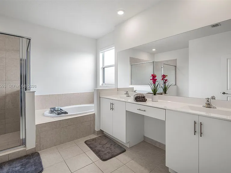 21189 SW 127th Ct — Photo 28
