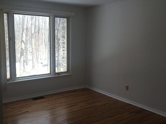 2nd image of 59 Gunning Ln