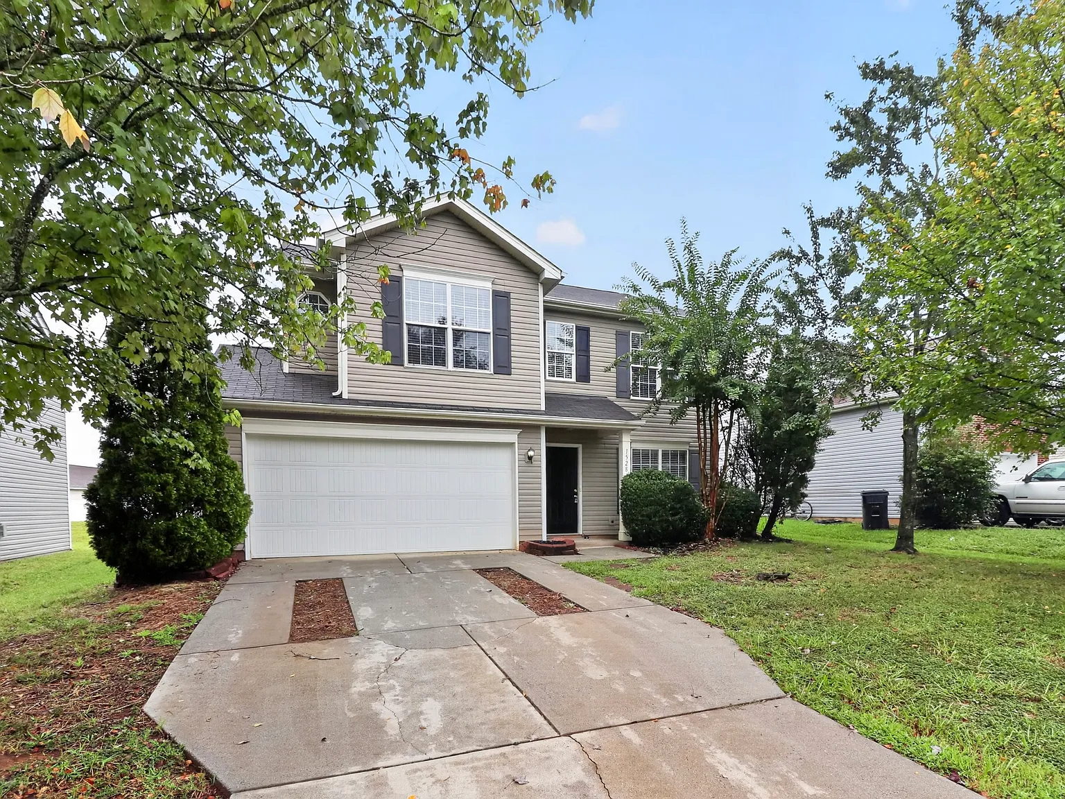 4 bed, 1583 sqft, $2,500 — Photo 3