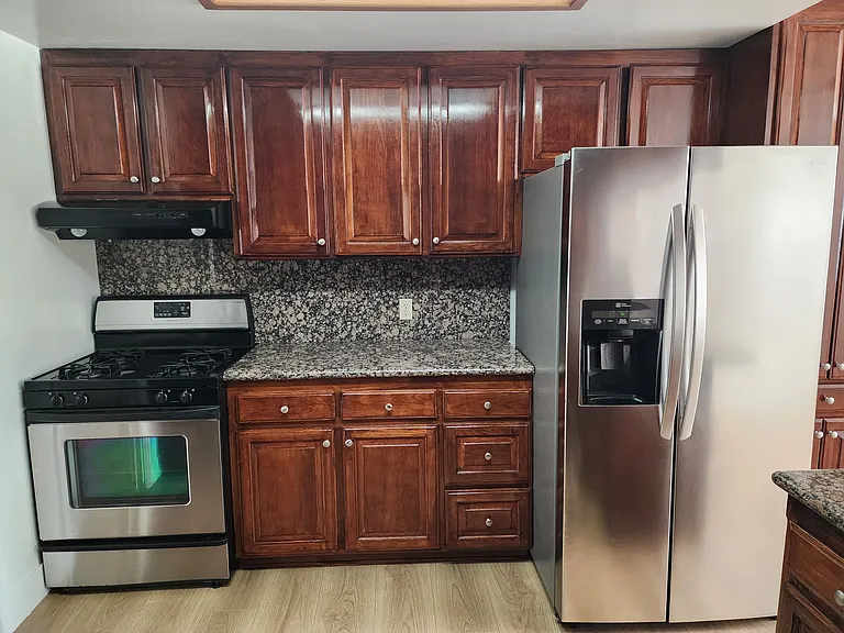 121 Kellog Ave — Photo 39