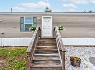 4 Pinto Ln, Londonderry, NH 03053