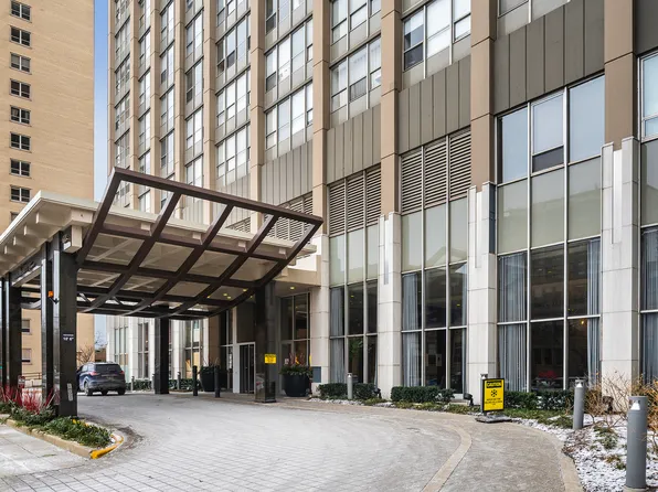 655 W Irving Park Rd APT 3706, Chicago, IL 60613