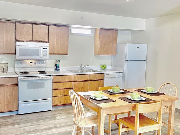 5th image of 48 Nittany Dr #O8