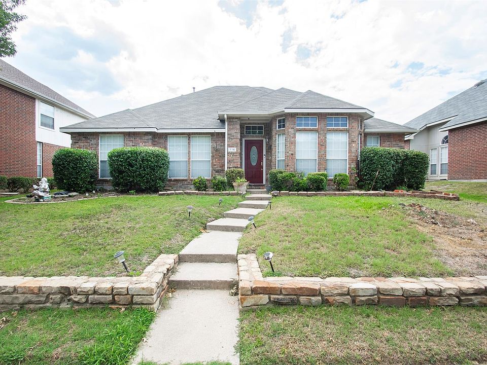 1st image of 716 Cottonwood Bend Dr