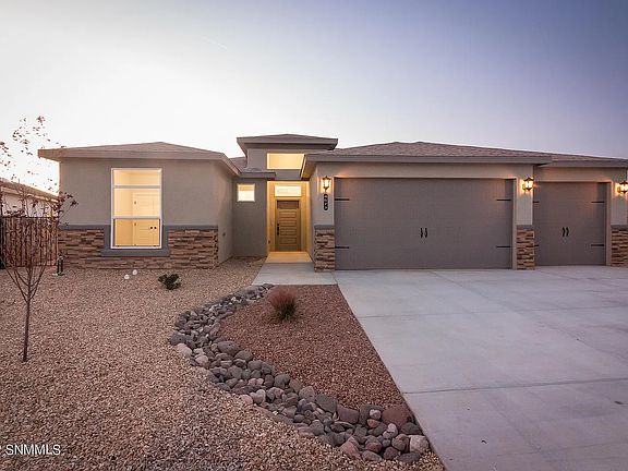 3rd image of 4573 Mesa Corta Dr