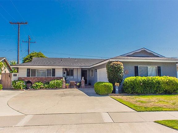 2nd image of 9060 Larkspur Dr