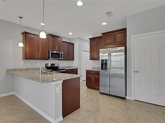 4th image of 25222 Cordera Point DR