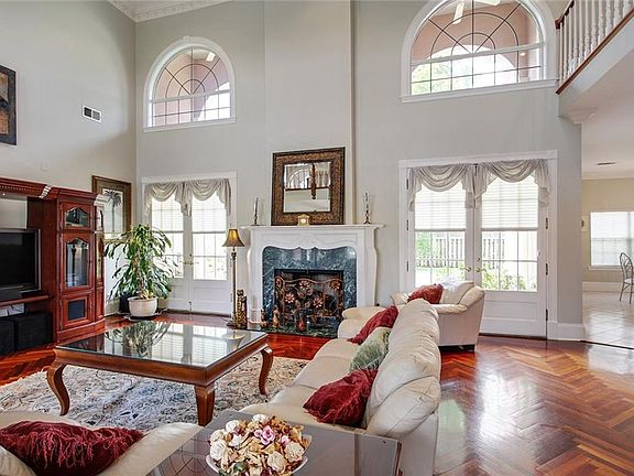 3rd image of 2359 Ormond Blvd