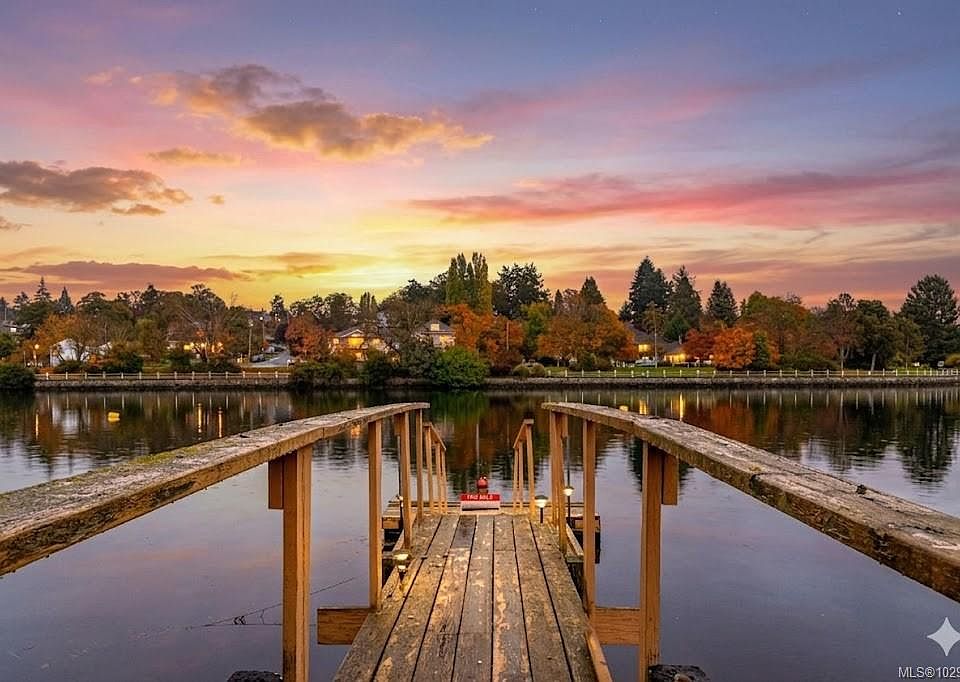 1st image of 1178 Rhoda Ln