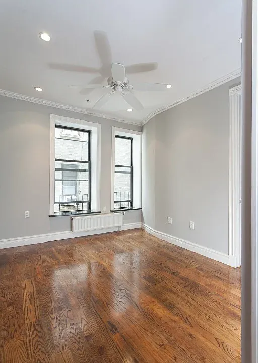 202 E 13th St #3H