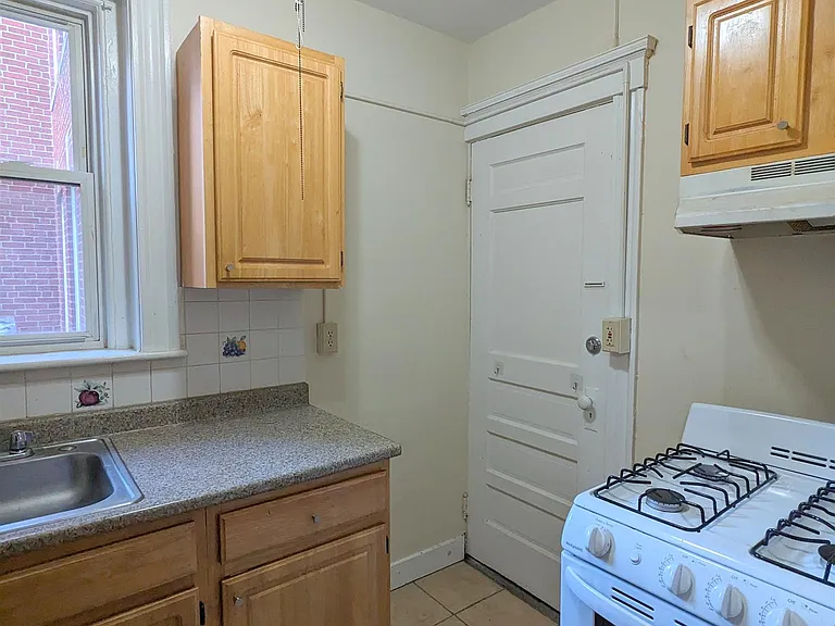 5 Craigie Cir #3D — Photo 10