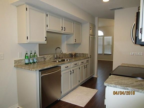 5th image of 664 Birgham Pl