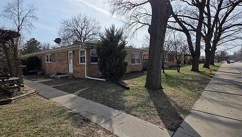 831 E South Broadway Ave #A Photo 1