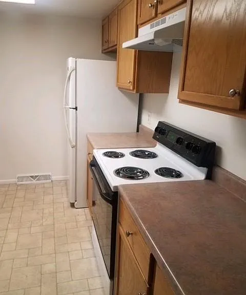 9312 W 87th Pl — Photo 3