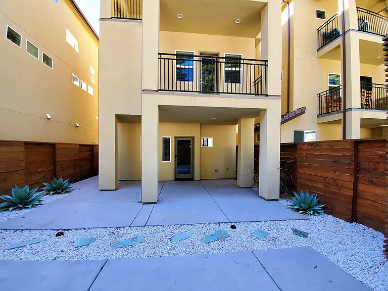 53 Rio Viale Ct — Photo 48