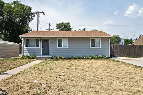 2226 Bison Dr Photo 1