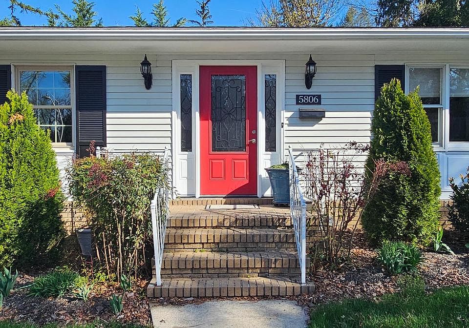 5806 N Charles St, Baltimore, MD 21210 | Zillow