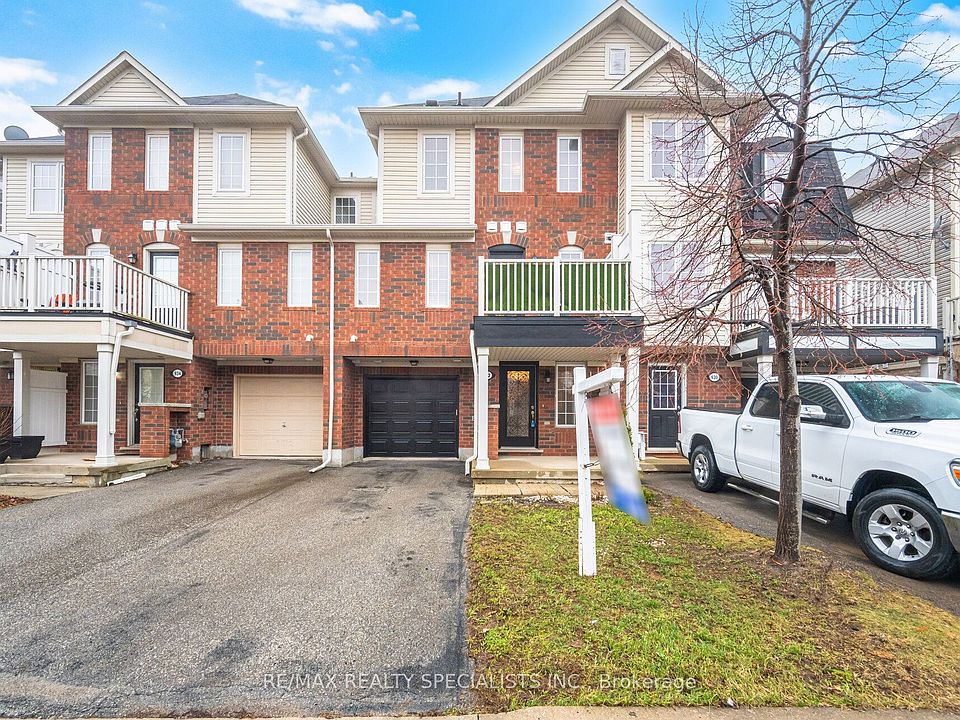 1st image of 932 Sprague Pl