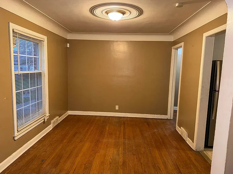 5566 Somerset Ave — Photo 5
