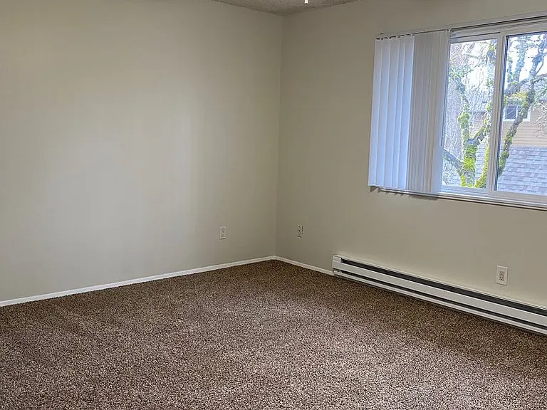 Spacious 2-bedroom apartment homes conveniently located! — Photo 18